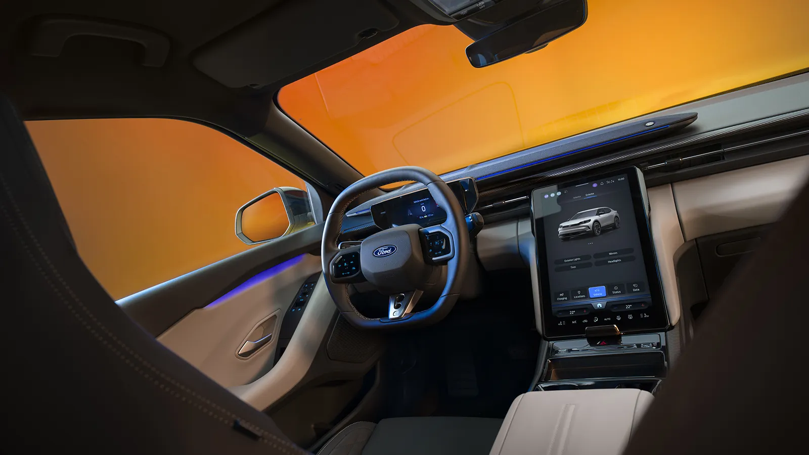 Ford Capri dijital kokpit ve SYNC Move ekran